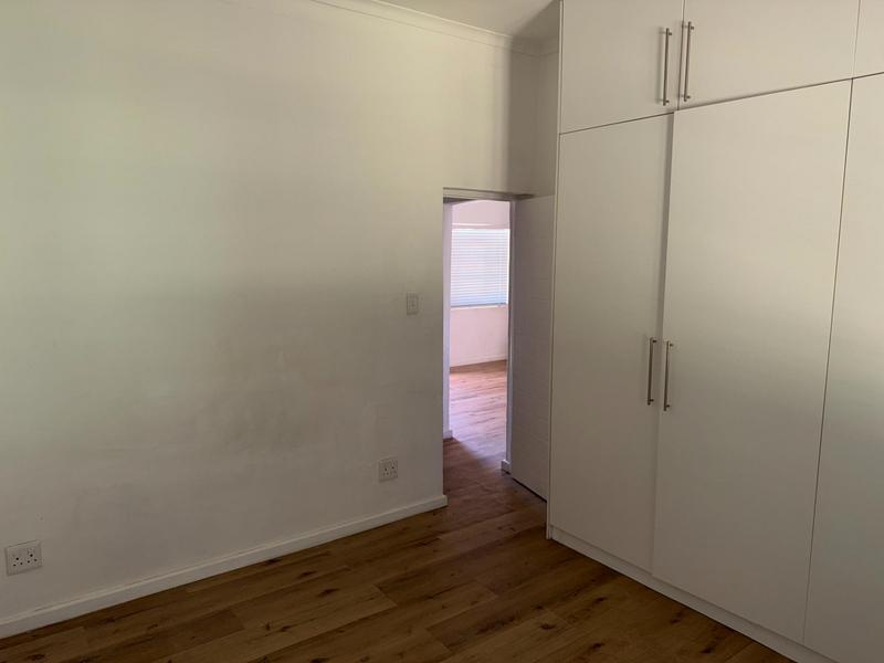 To Let 3 Bedroom Property for Rent in Lemoenkloof Western Cape